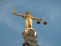 ПРАВО.RU: В Великобритании предложили создать "мобильные суды"