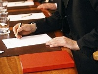 ПРАВО.RU: ВККС одобрила 12 претендентов на посты председателей и зампредов в арбитражи