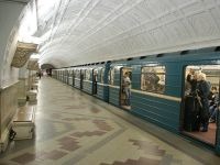 ПРАВО.RU: Московское метро требует 4 млрд рублей у оператора рекламы