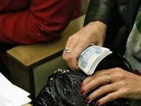 ПРАВО.RU: Путин ужесточил наказание работодателям за невыплату зарплаты